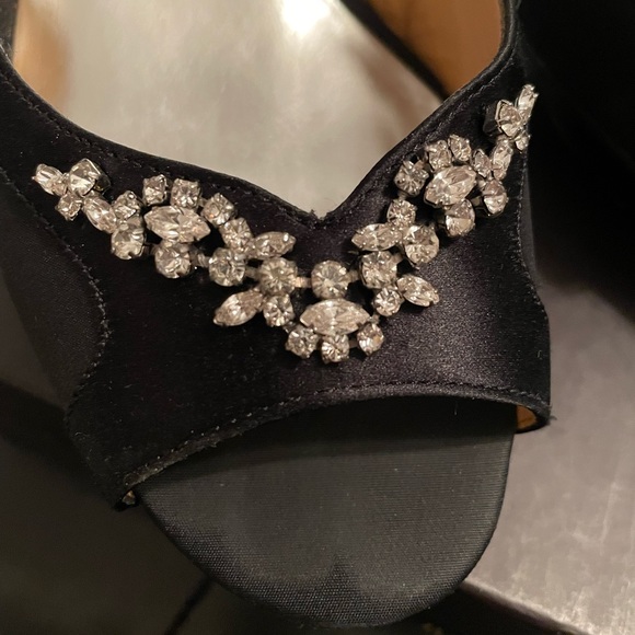 Black Satin Badgley Mischka Heels - Picture 4 of 6